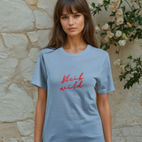 BLEIB WILD Premium T-Shirt mit Rundhalsausschnitt